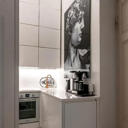 2ndhomes Stylish In Glorious Building In Design District Apartment *